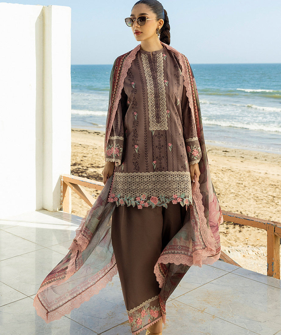 Zainab Chottani Tahra Lawn`25 D#04