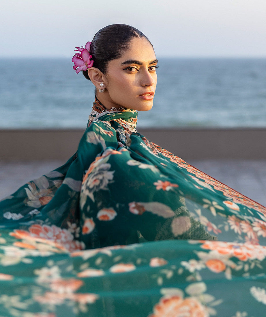 Zainab Chottani Tahra Lawn`25 D#01