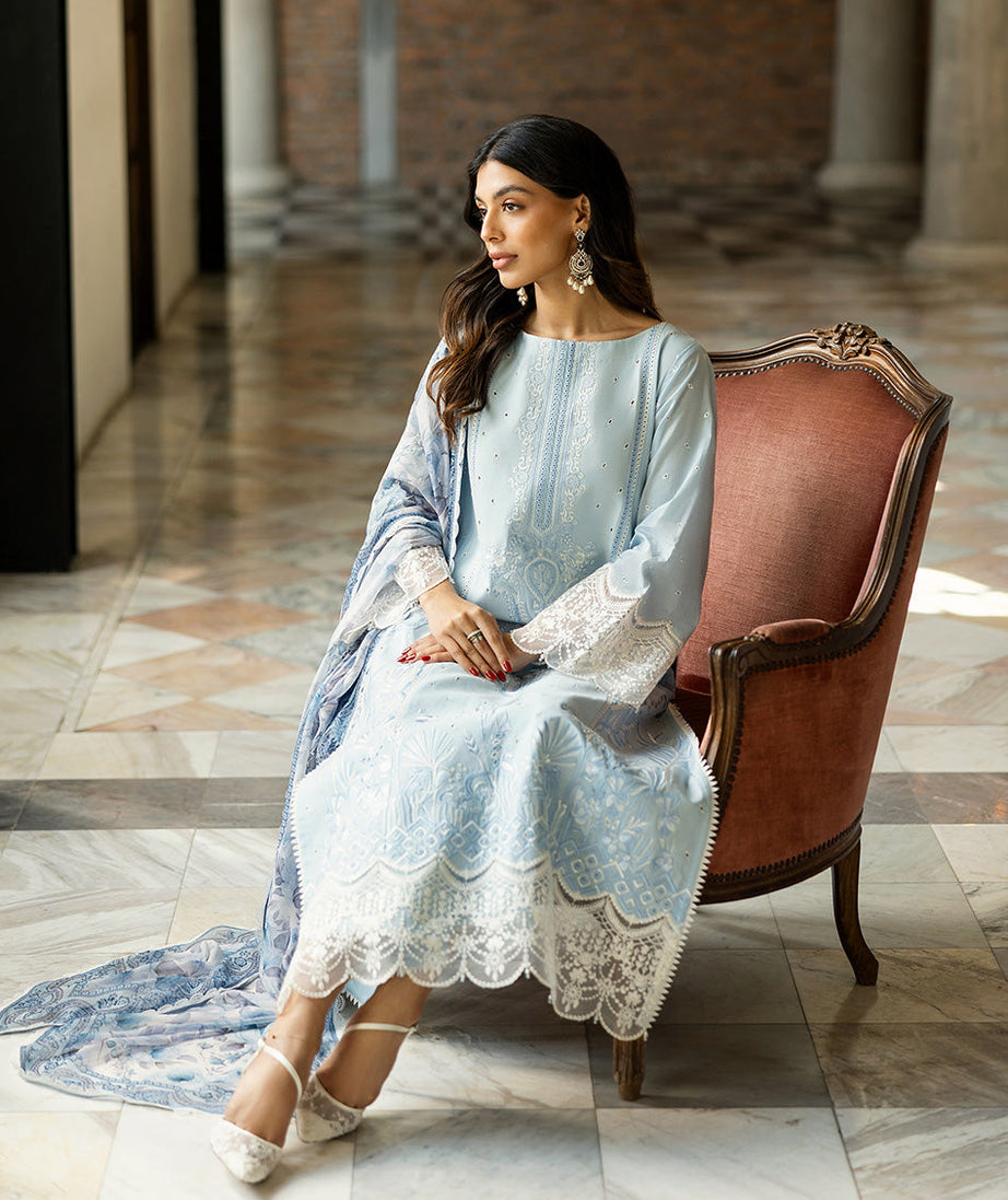 Zainab Chottani Chikankari`25 D#7-B