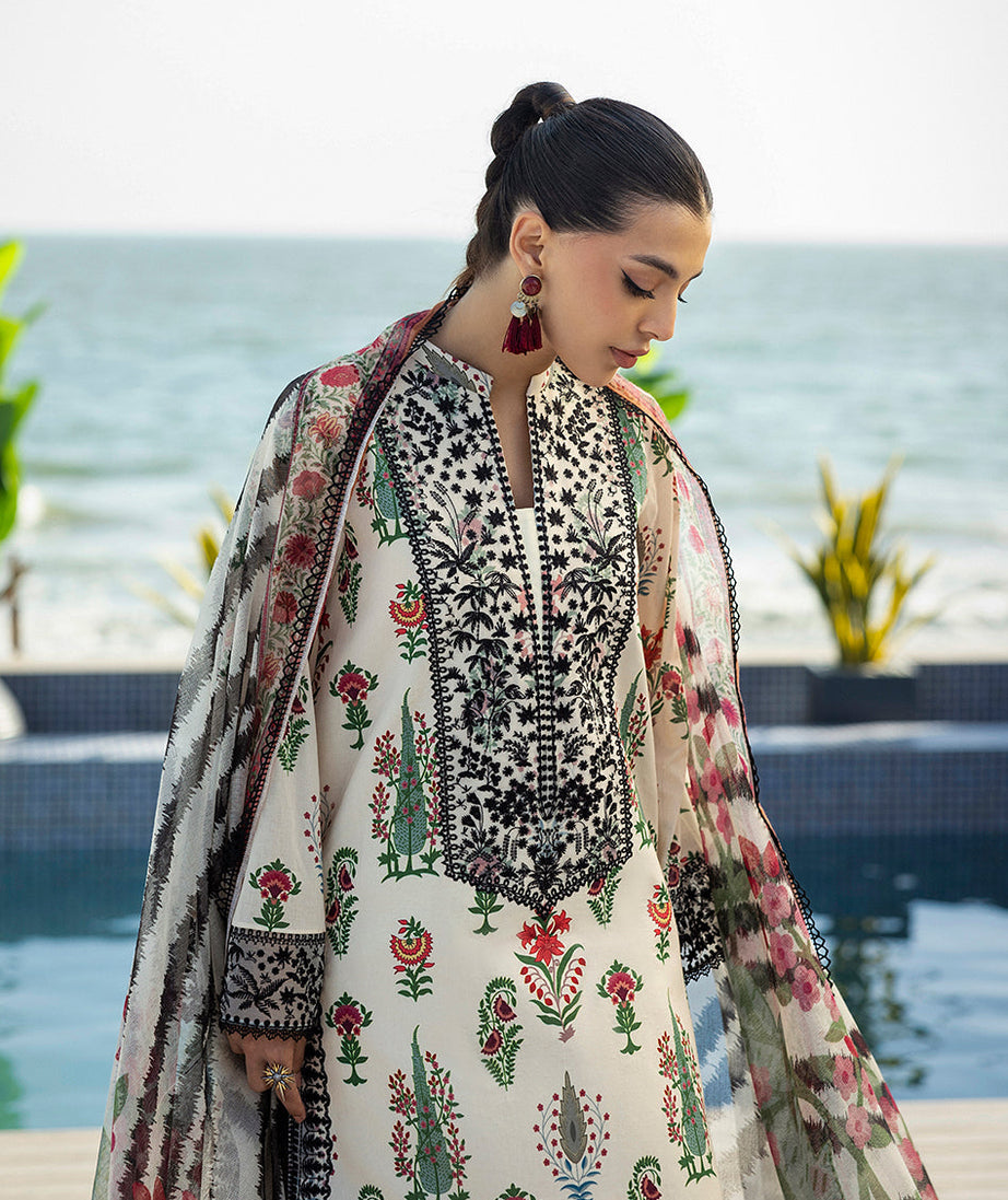 Zainab Chottani Tahra Lawn`25 D#05