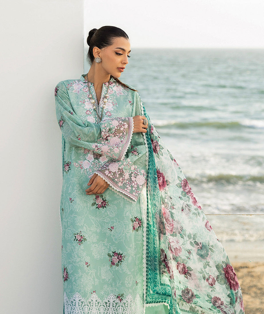 Zainab Chottani Tahra Lawn`25 D#02