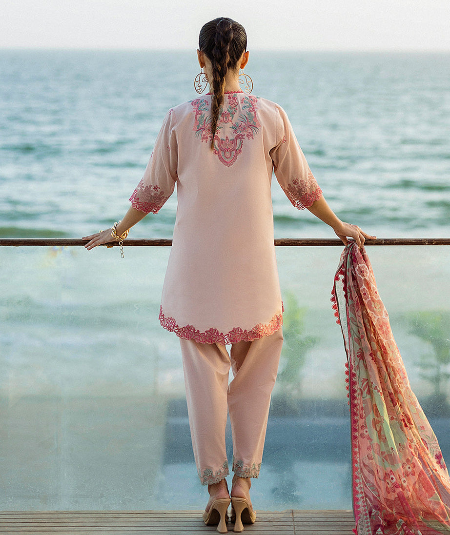 Zainab Chottani Tahra Lawn`25 D#13