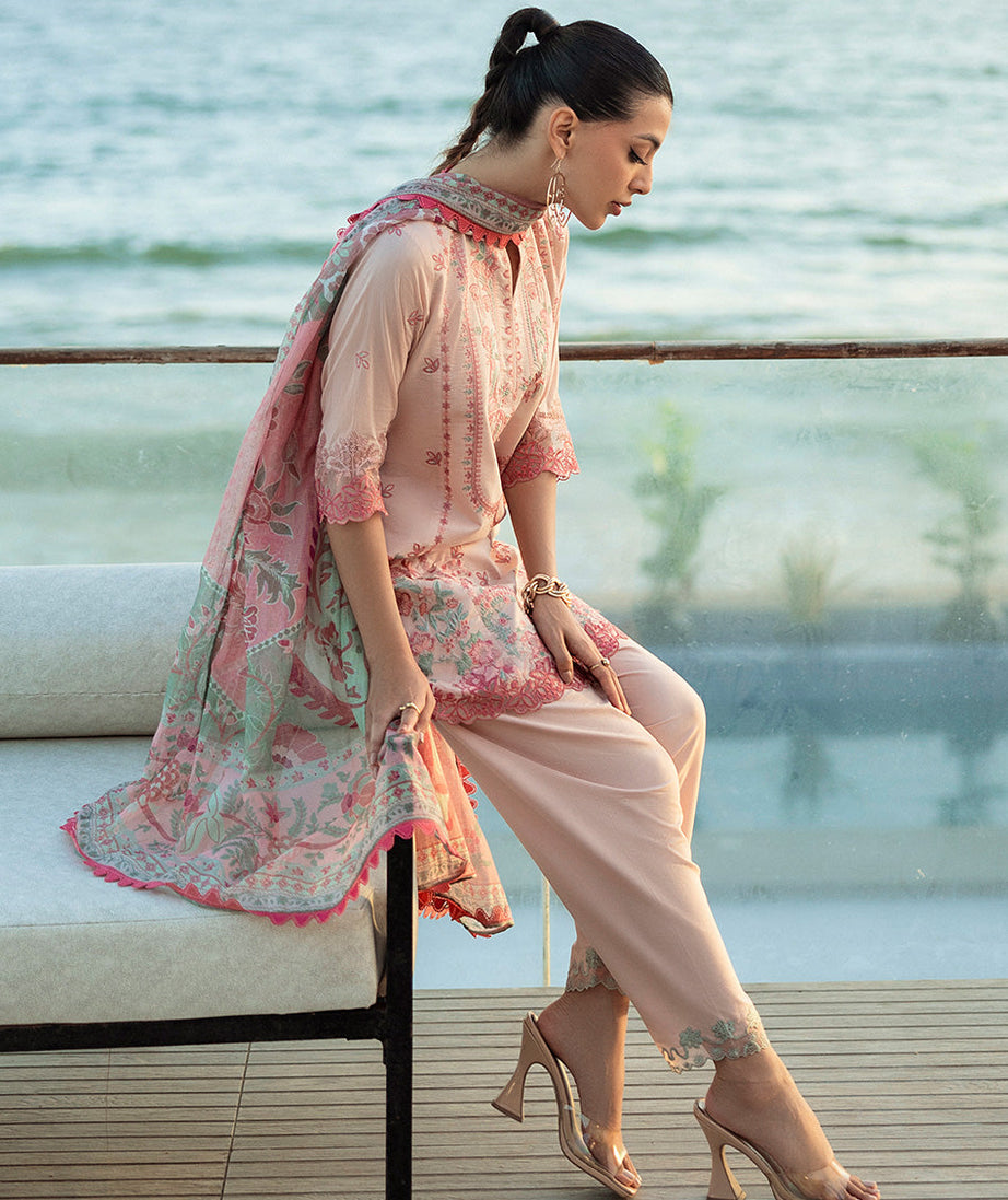 Zainab Chottani Tahra Lawn`25 D#13