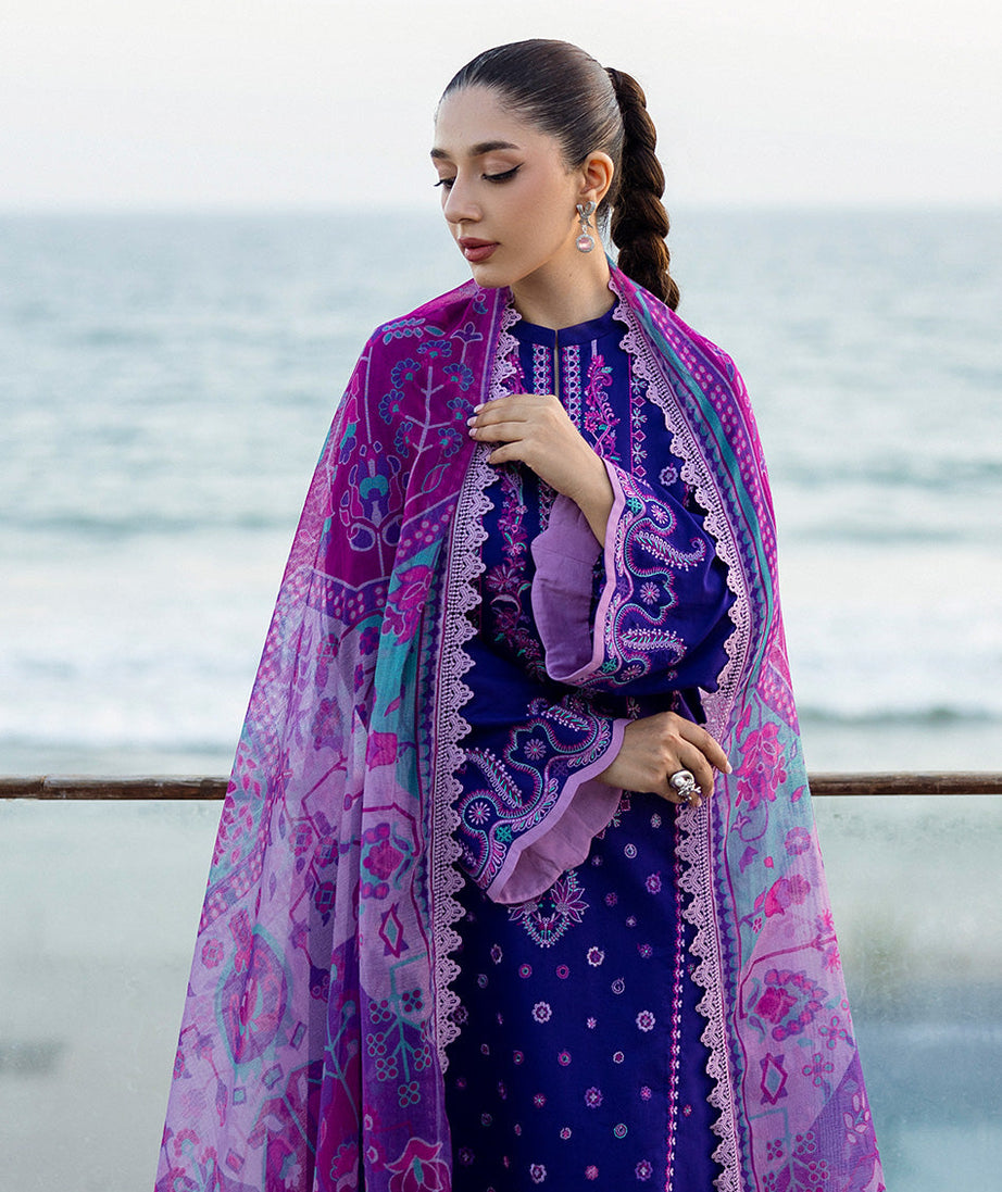 Zainab Chottani Tahra Lawn`25 D#11