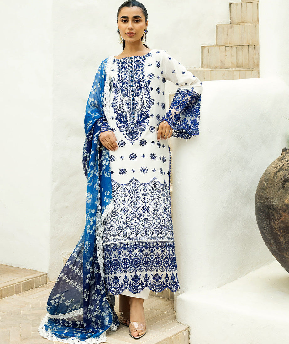 Zainab Chottani Chikankari`25 D#8-A