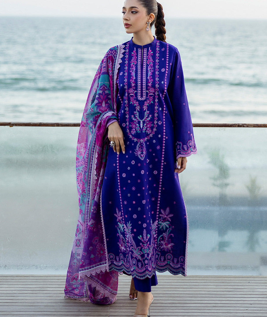 Zainab Chottani Tahra Lawn`25 D#11