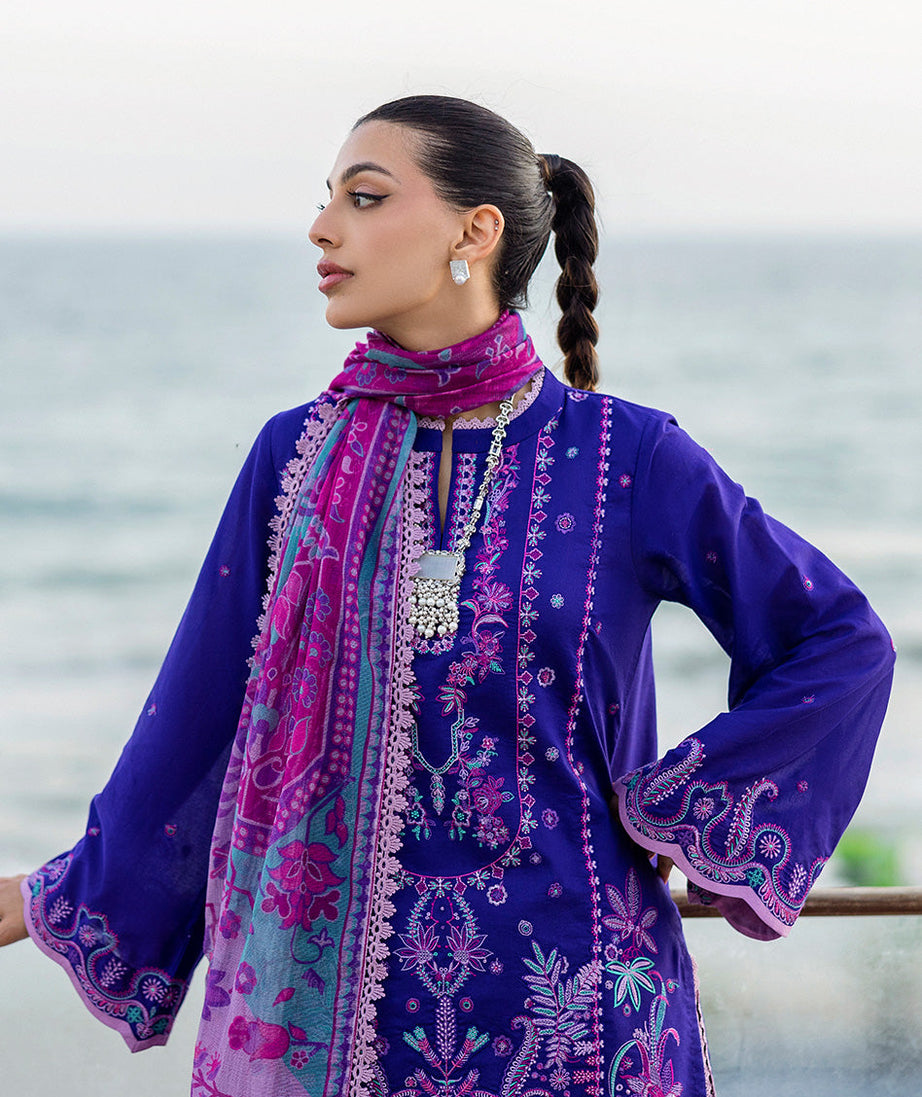 Zainab Chottani Tahra Lawn`25 D#11