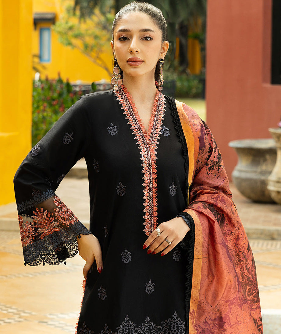 Zainab Chottani Chikankari`25 D#5-A