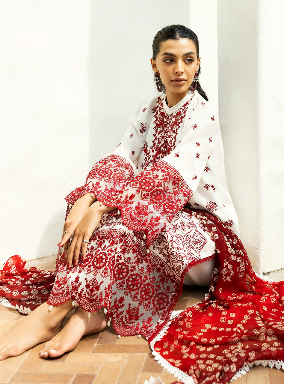 Zainab Chottani Chikankari`25 D#8-B