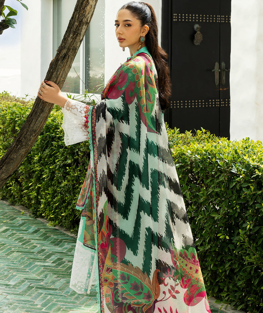 Zainab Chottani Chikankari`25 D#12-B