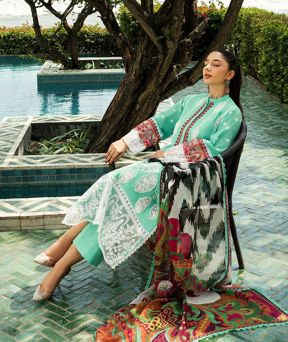 Zainab Chottani Chikankari`25 D#12-B