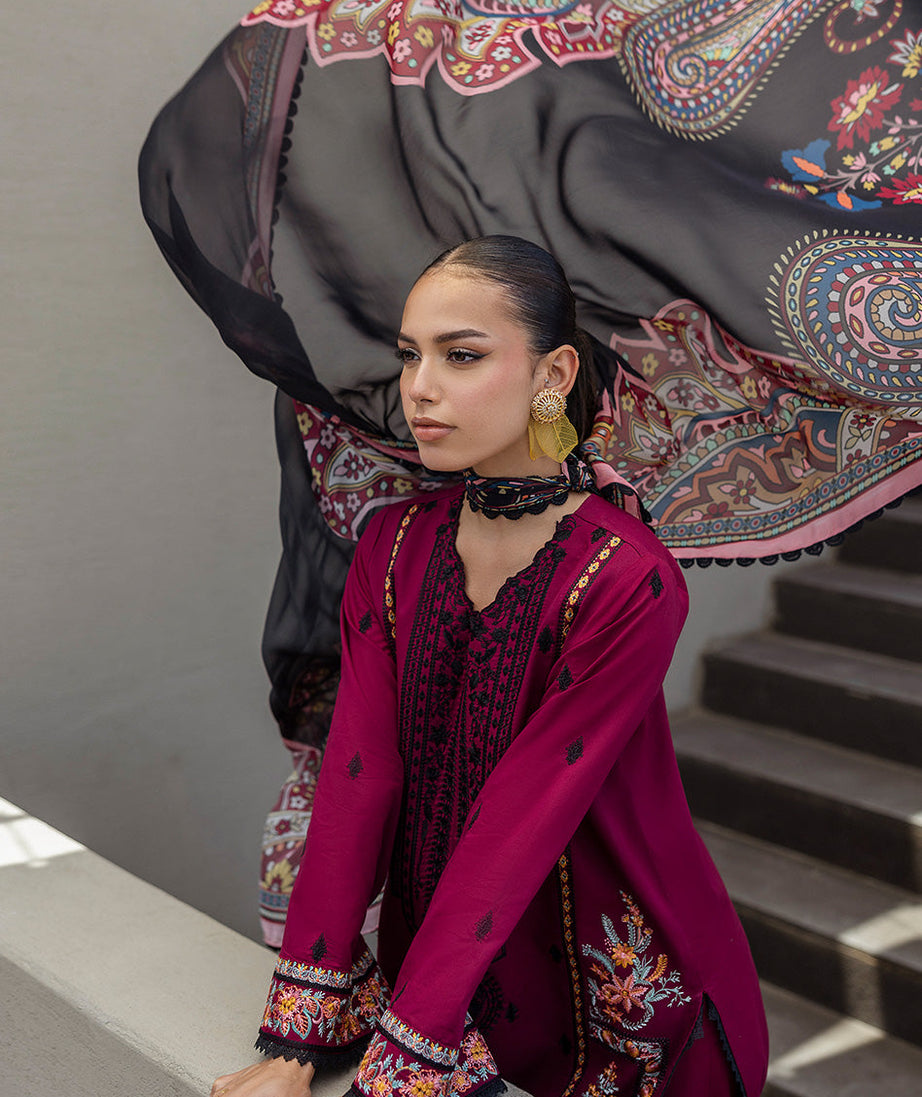 Zainab Chottani Tahra Lawn`25 D#12