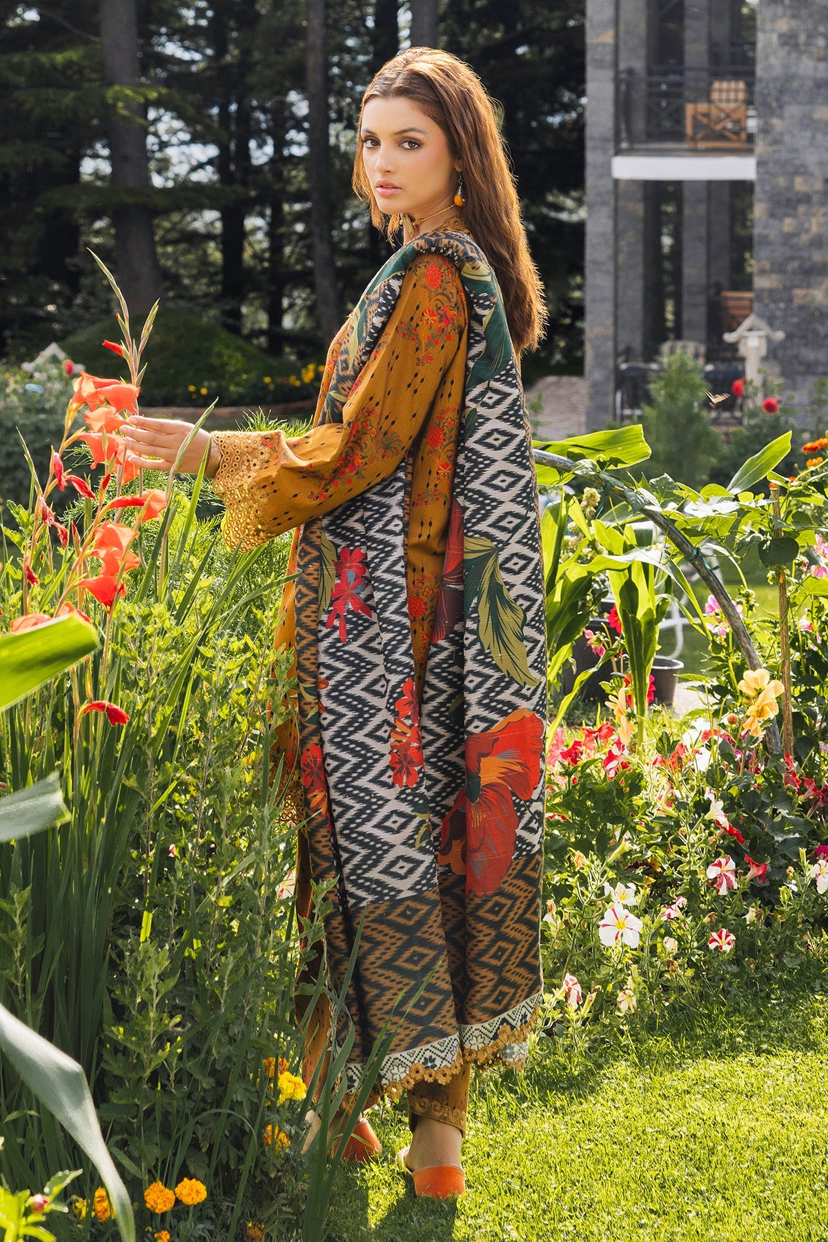 BR Charizma Aniq Staple'24 AN#2