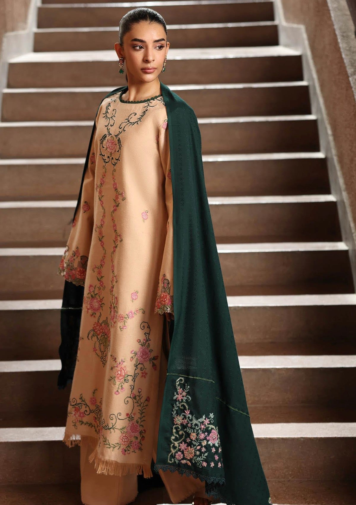 Raj Bari P/Winter Shawl`25 D#07