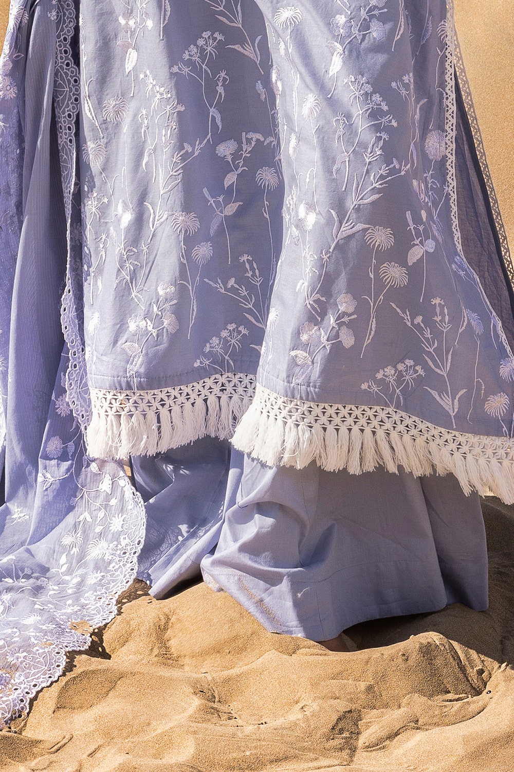 Gul Ahmed Summer Lawn'25 DN#52005-A