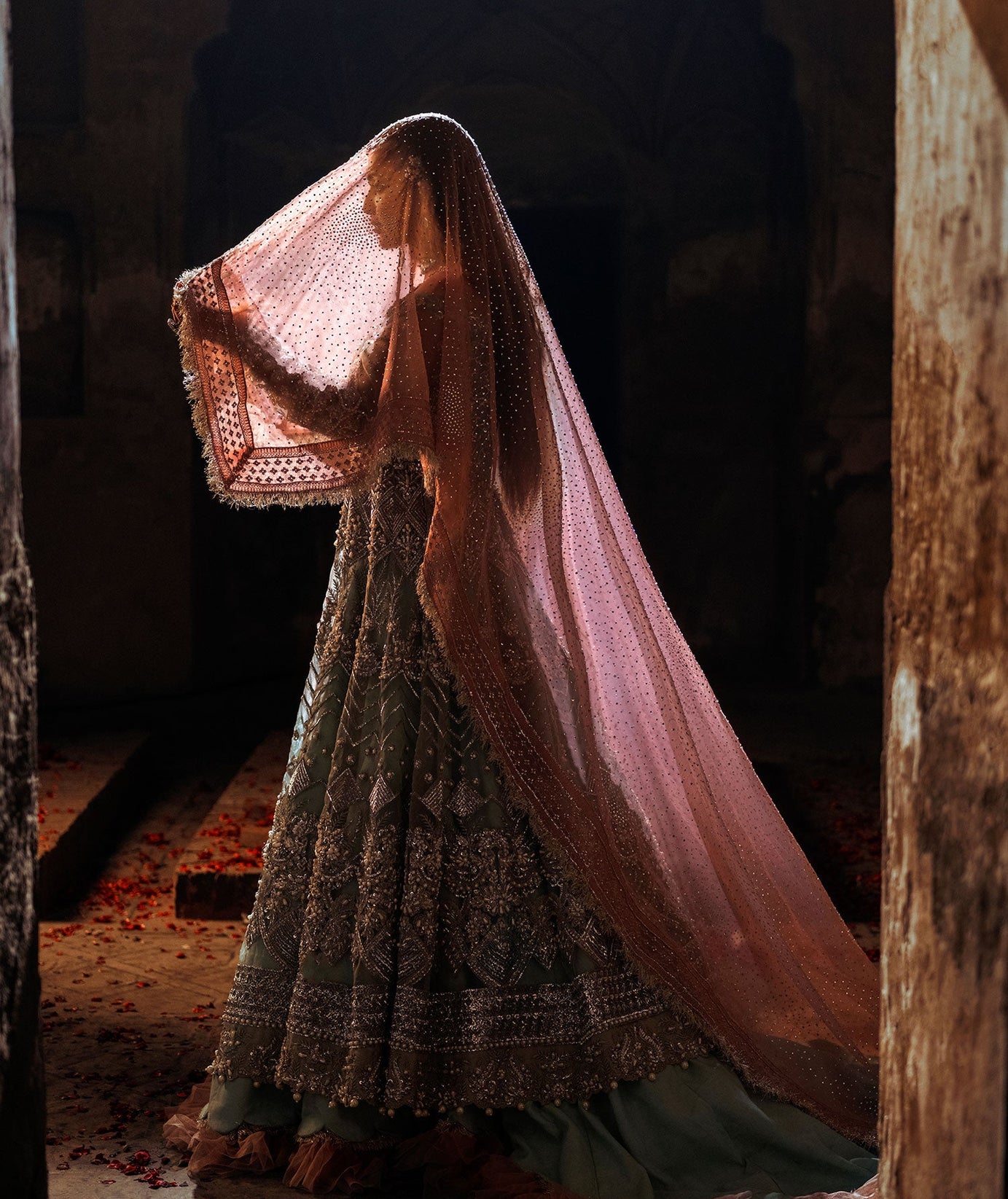 Maryam Hussain Gulaab Festive`24 (ROSHAN)