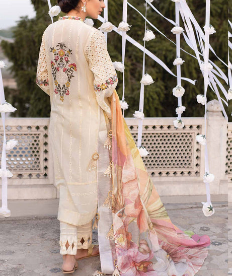 Iznik Festive Lawn`21 D#07
