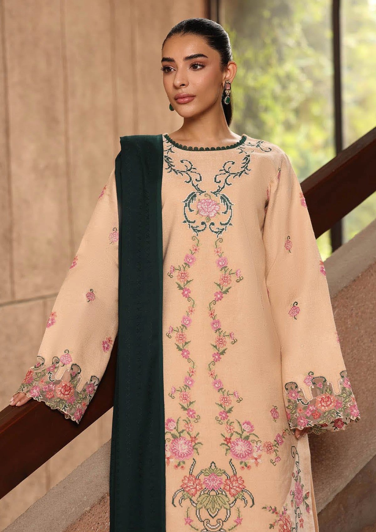 Raj Bari P/Winter Shawl`25 D#07