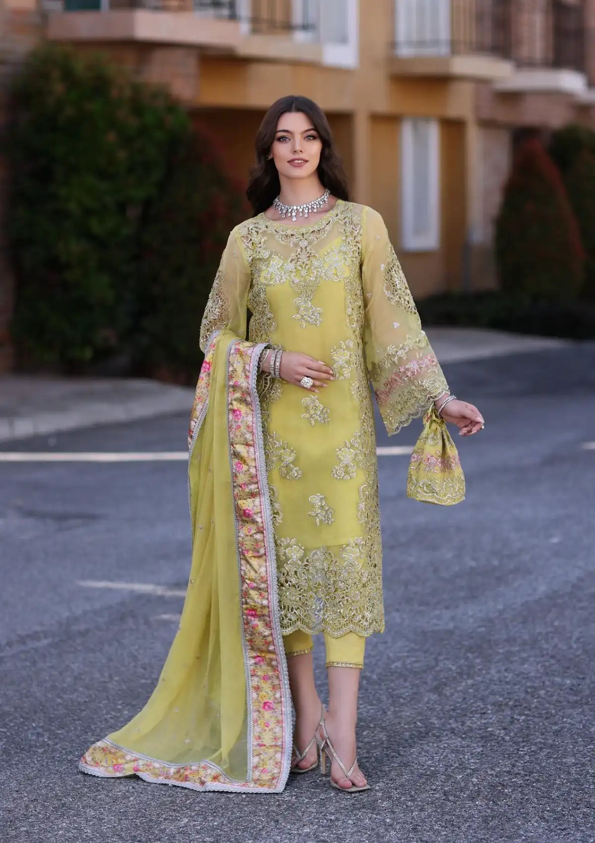 Noor By Saadia Asad Leserkari Chiffon`23 D#04 Minali