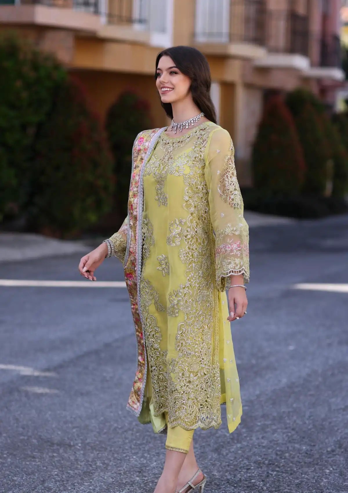 Noor By Saadia Asad Leserkari Chiffon`23 D#04 Minali