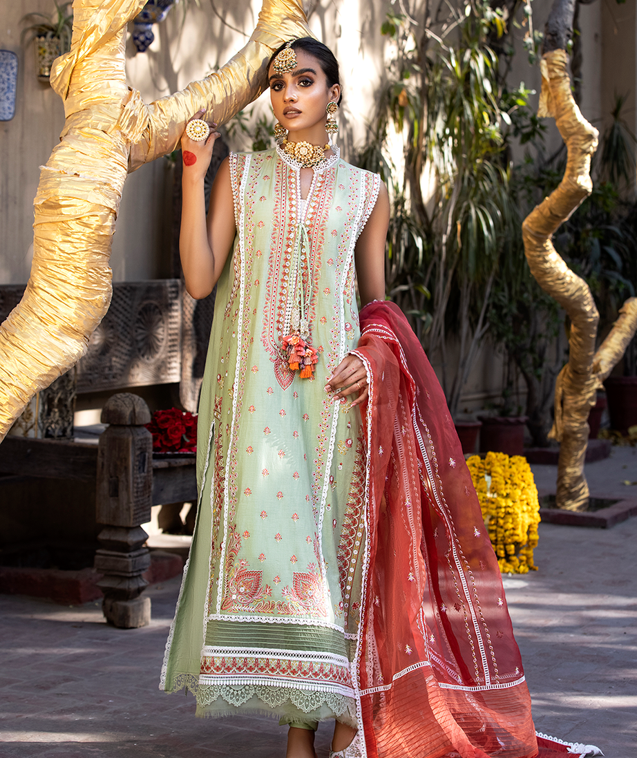 Zysha by Sobia Nazir`22 D# 3A Zamrud