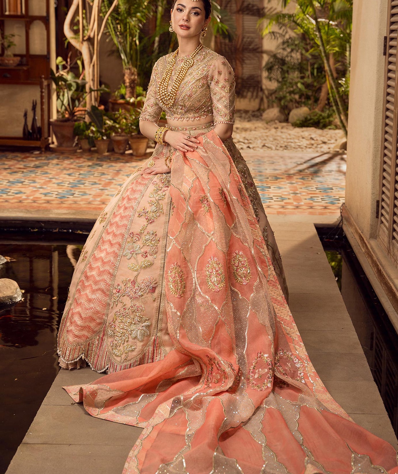 Crimson x Saira Shakira Wedding Collection`22 D#5