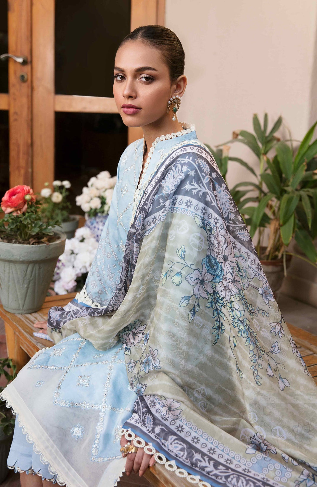 Seran Afsanah Lawn`23 D#10