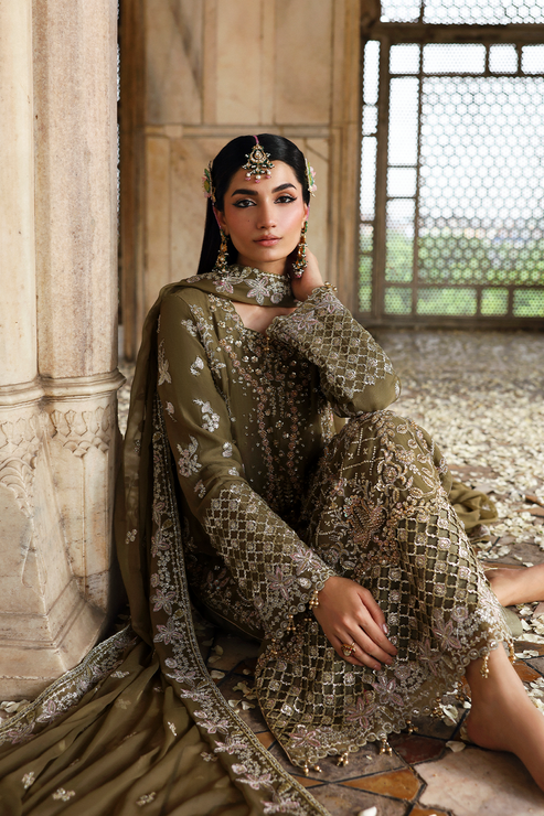 Eman Adeel Romansiyyah Luxury Formal`25 OLIVEA