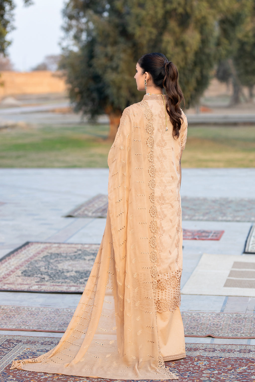 Johra Rozeria C/Kari Lawn`24 JH#158