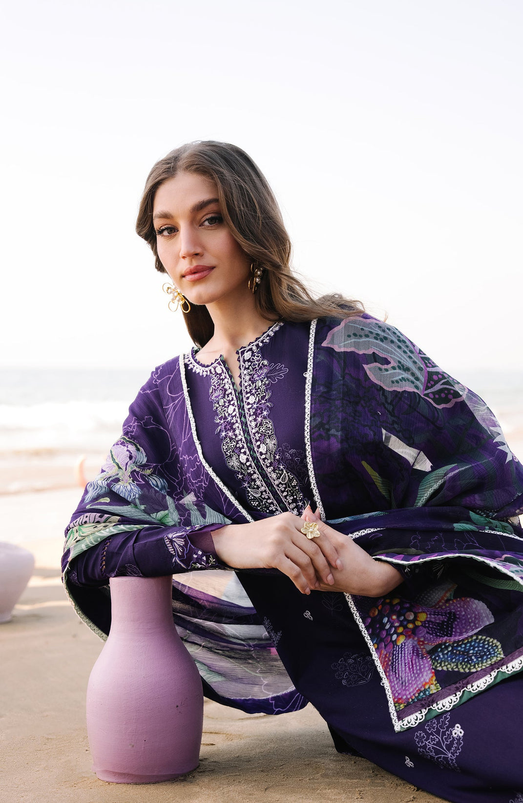 Seran Afsanah Emb Lawn`26 D#8