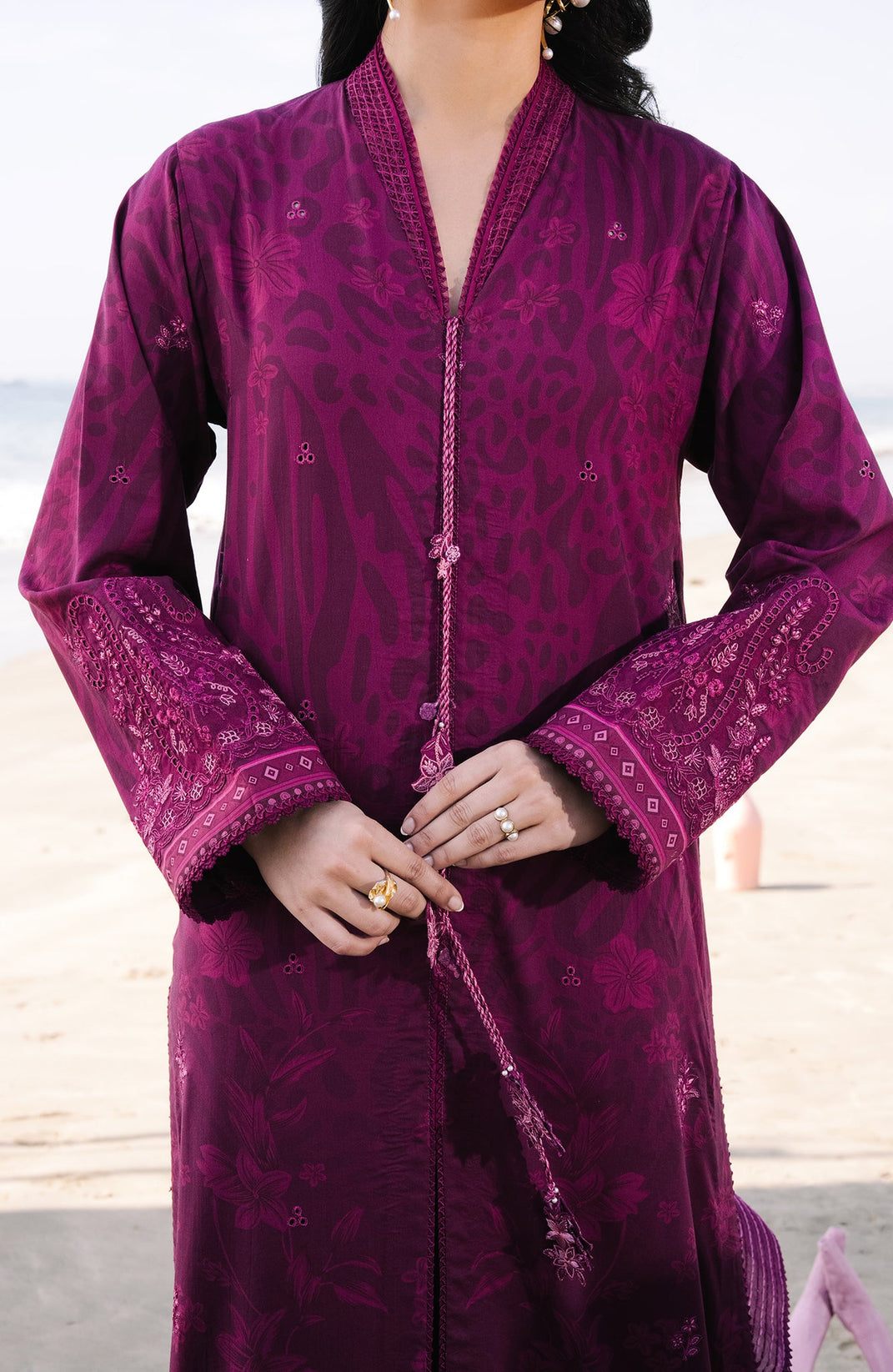 Seran Afsanah Emb Lawn`26 D#15