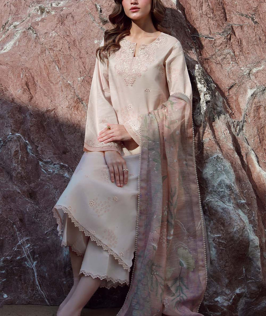 Seran Afsanah Lawn'25 (RUMI)