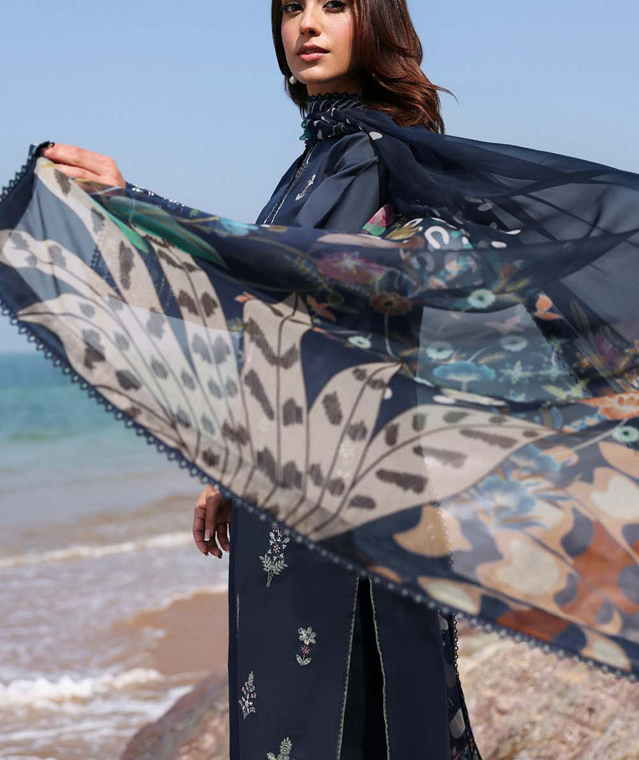 Seran Afsanah Lawn'25 (MERAL)