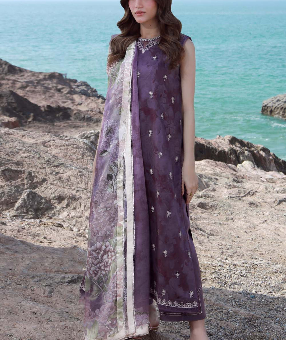 Seran Afsanah Lawn'25 (MYRA)