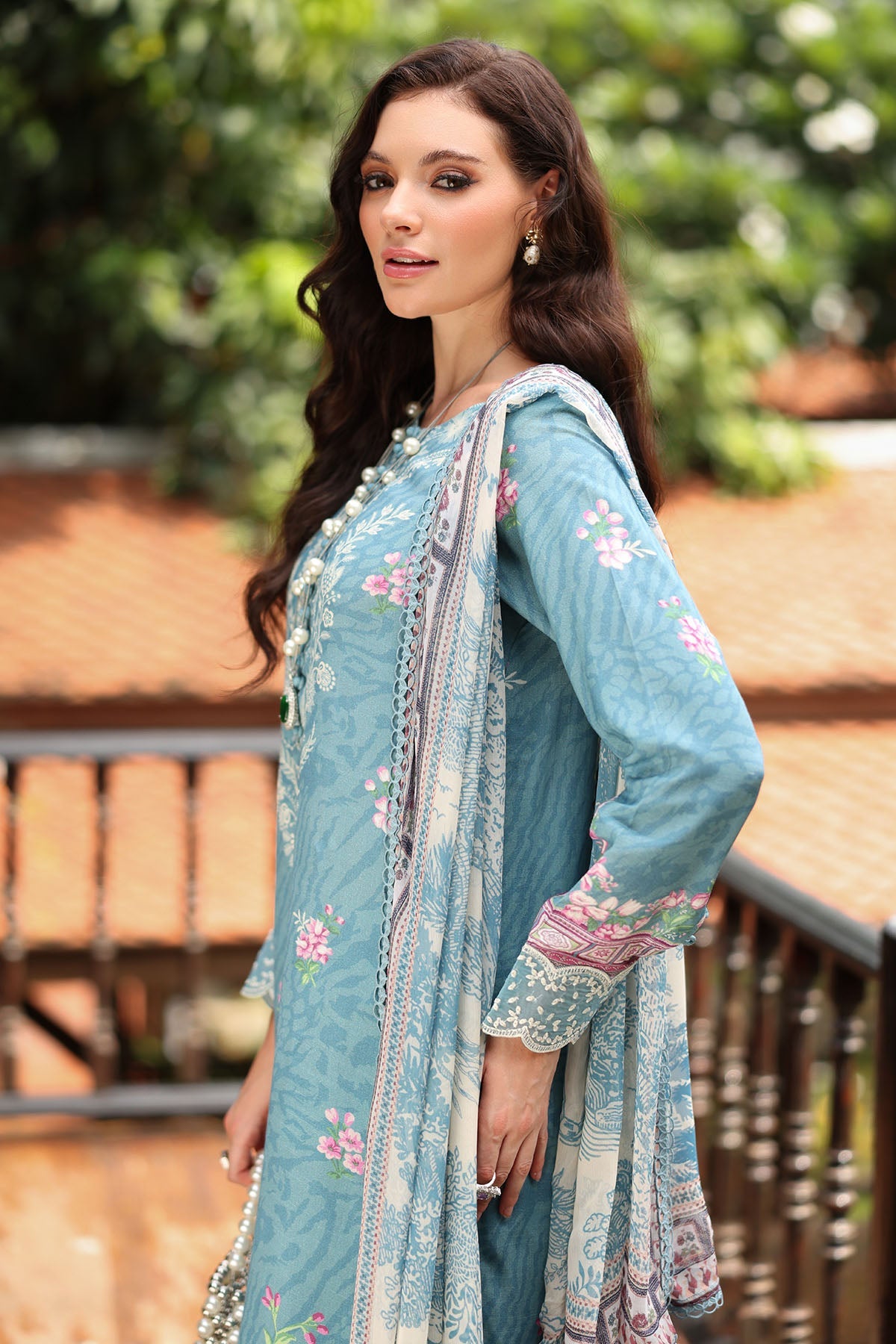 RA Nureh Delights S-Linen`25 DD#17