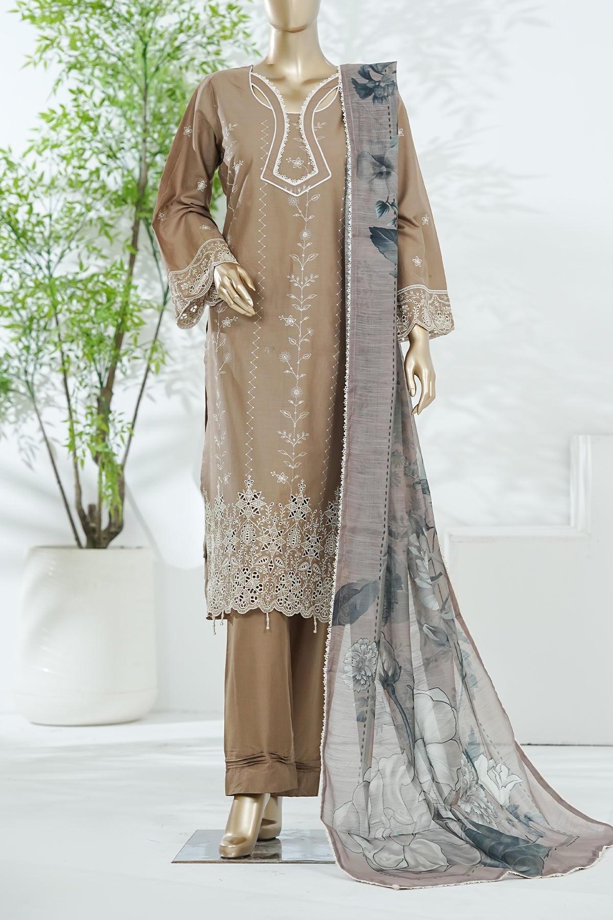 Aifa Eidmilan Emb Lawn'26 EM#26303