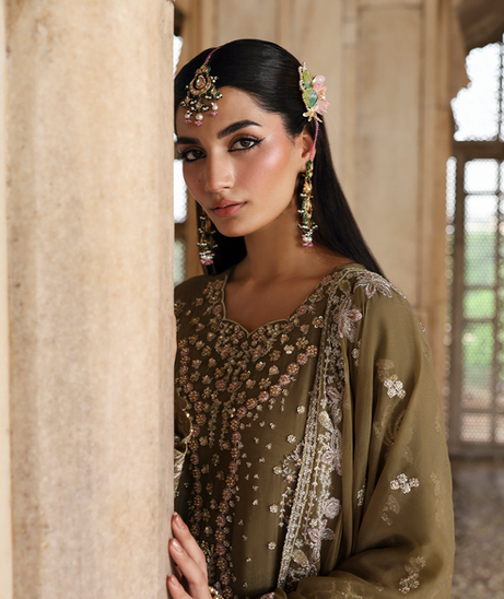 Eman Adeel Romansiyyah Luxury Formal`25 OLIVEA