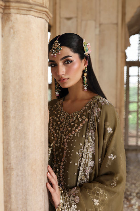 Eman Adeel Romansiyyah Luxury Formal`25 OLIVEA