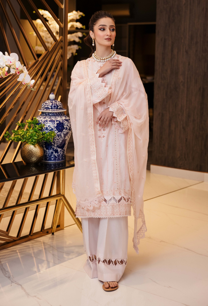 Humdum Vouge Emb Lawn'24 D#01