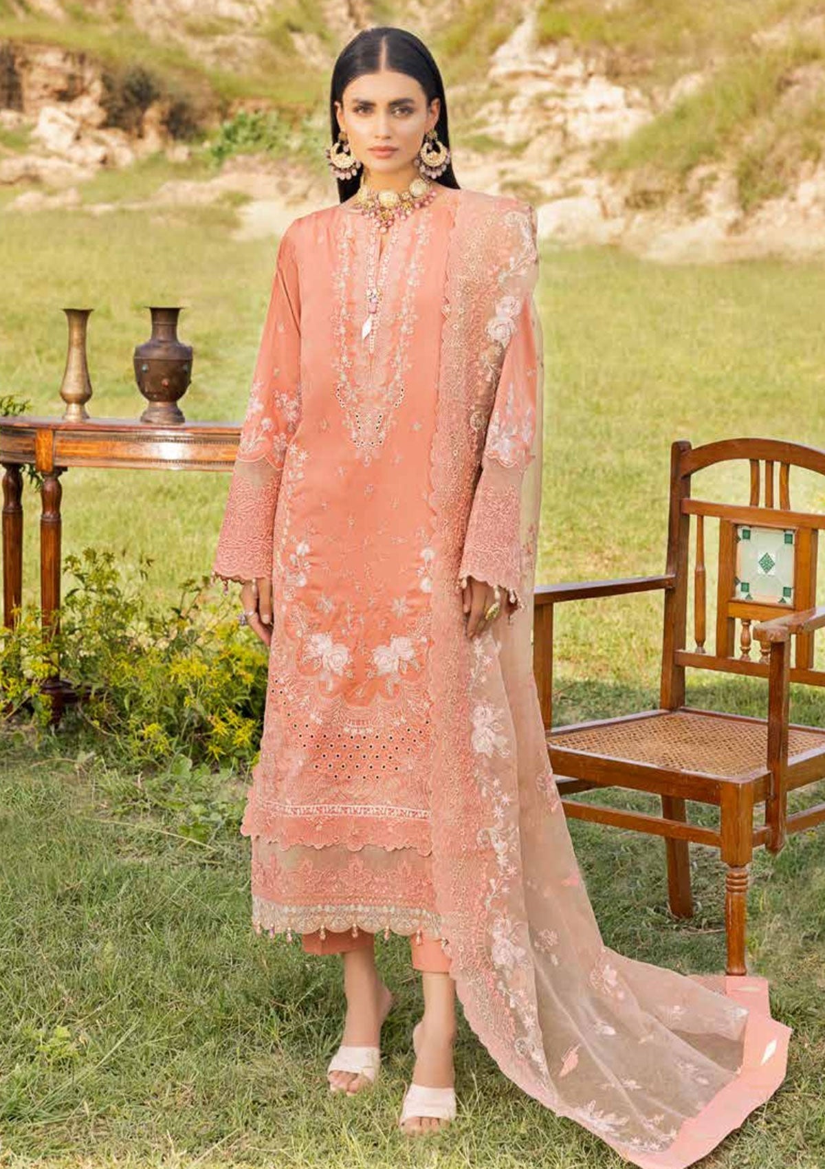 Muscari Emb Cotton Satin`22 D#102