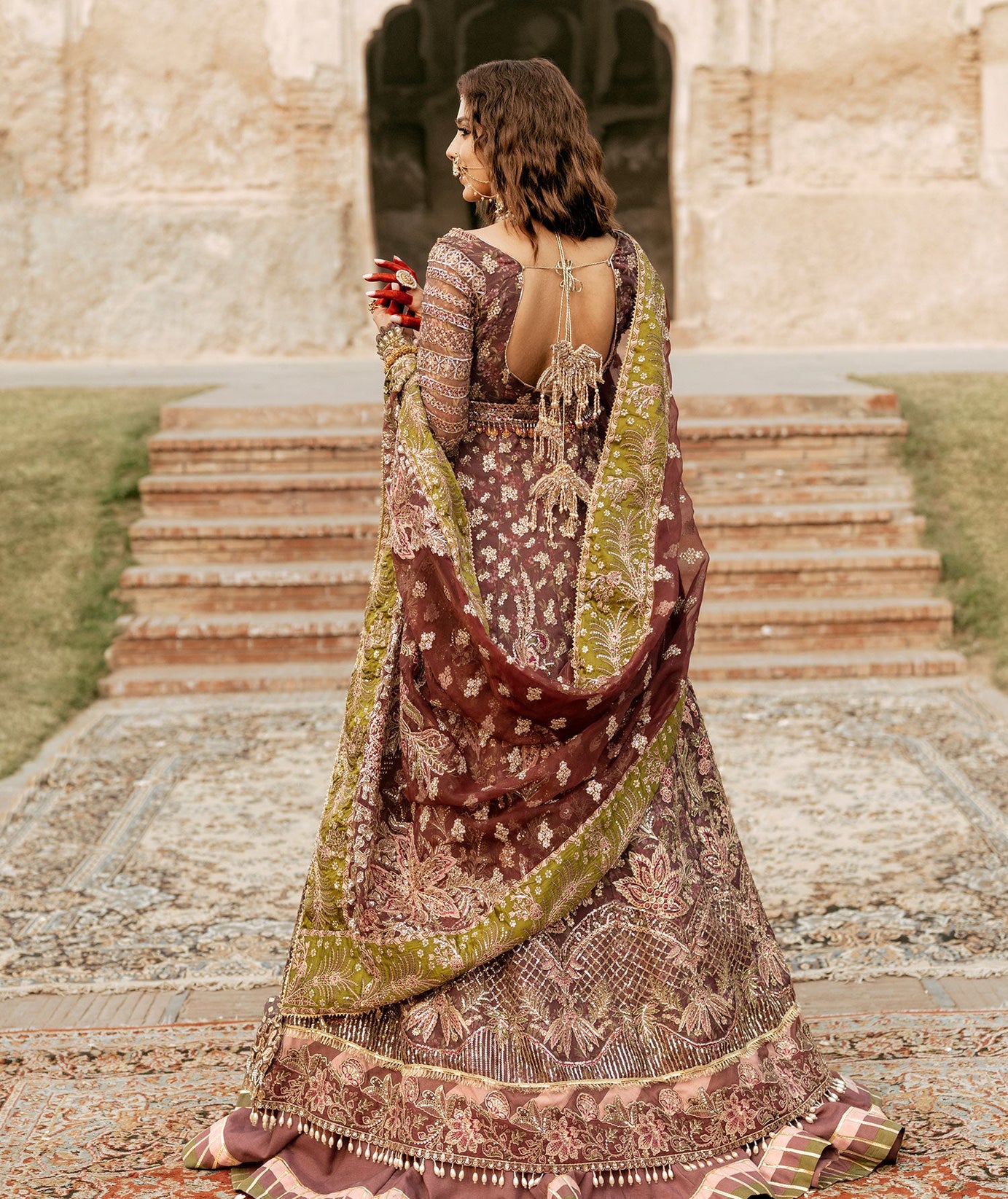 Maryam Hussain Gulaab Festive`24 (RONAK)