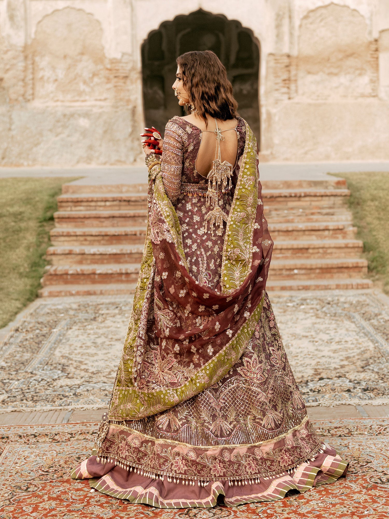 Maryam Hussain Gulaab Festive`24 (RONAK)