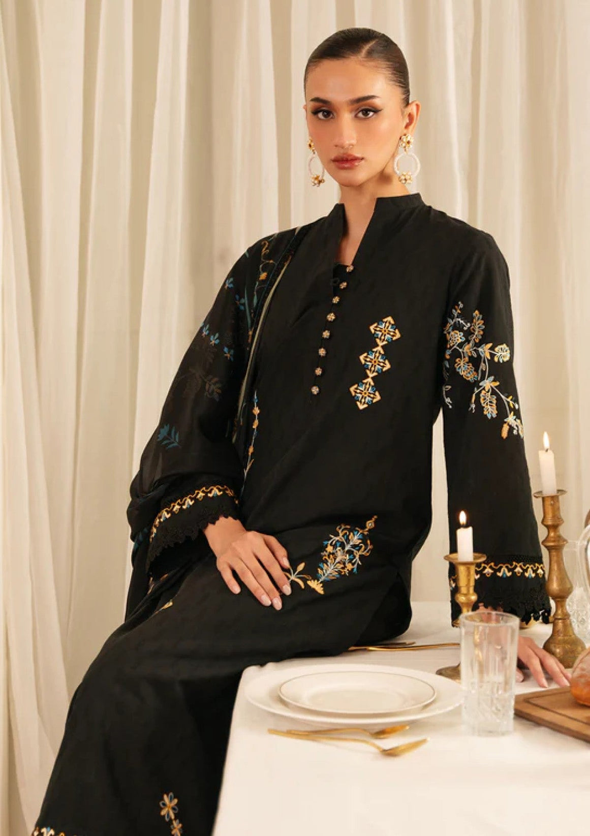 Sahar Jacquard Emb Lawn`25 FL#05