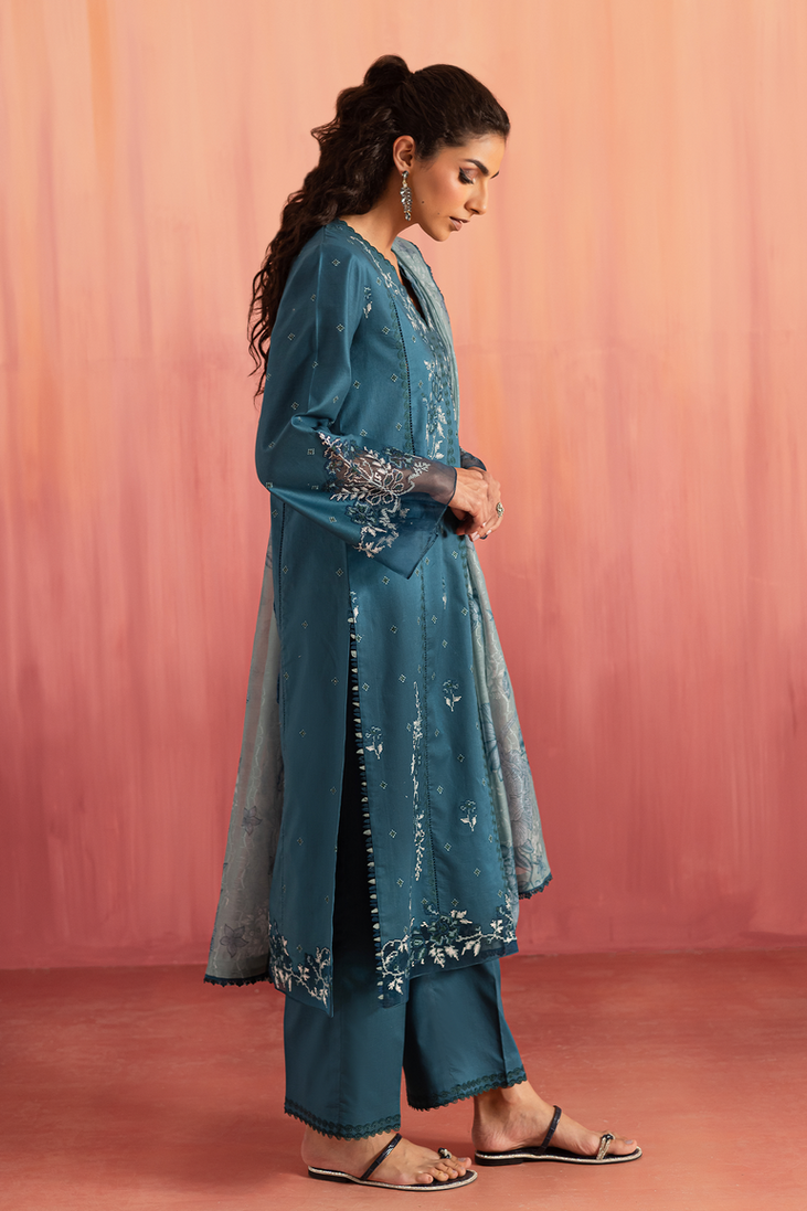 Seran Nayaab Eid Lawn'25 D#09