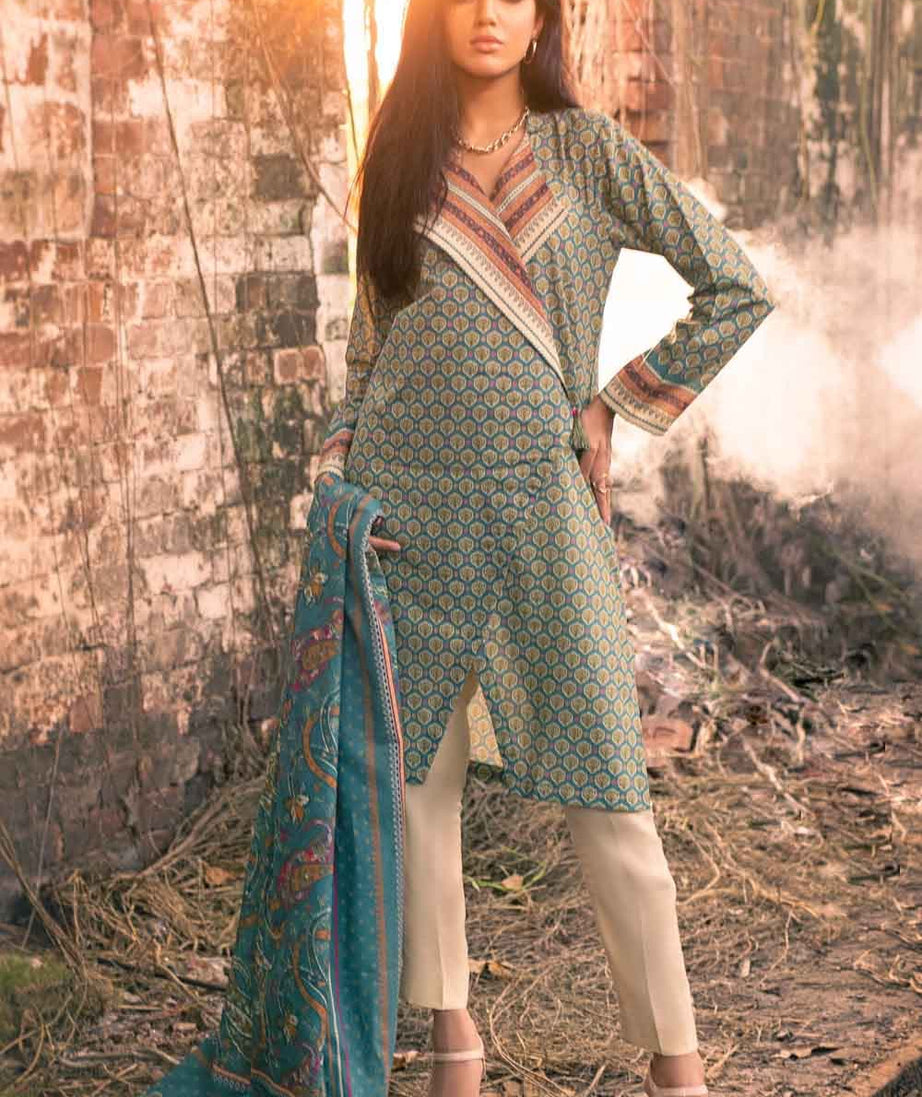 Gul Ahmed Winter Collection`21 AY # 12026 A
