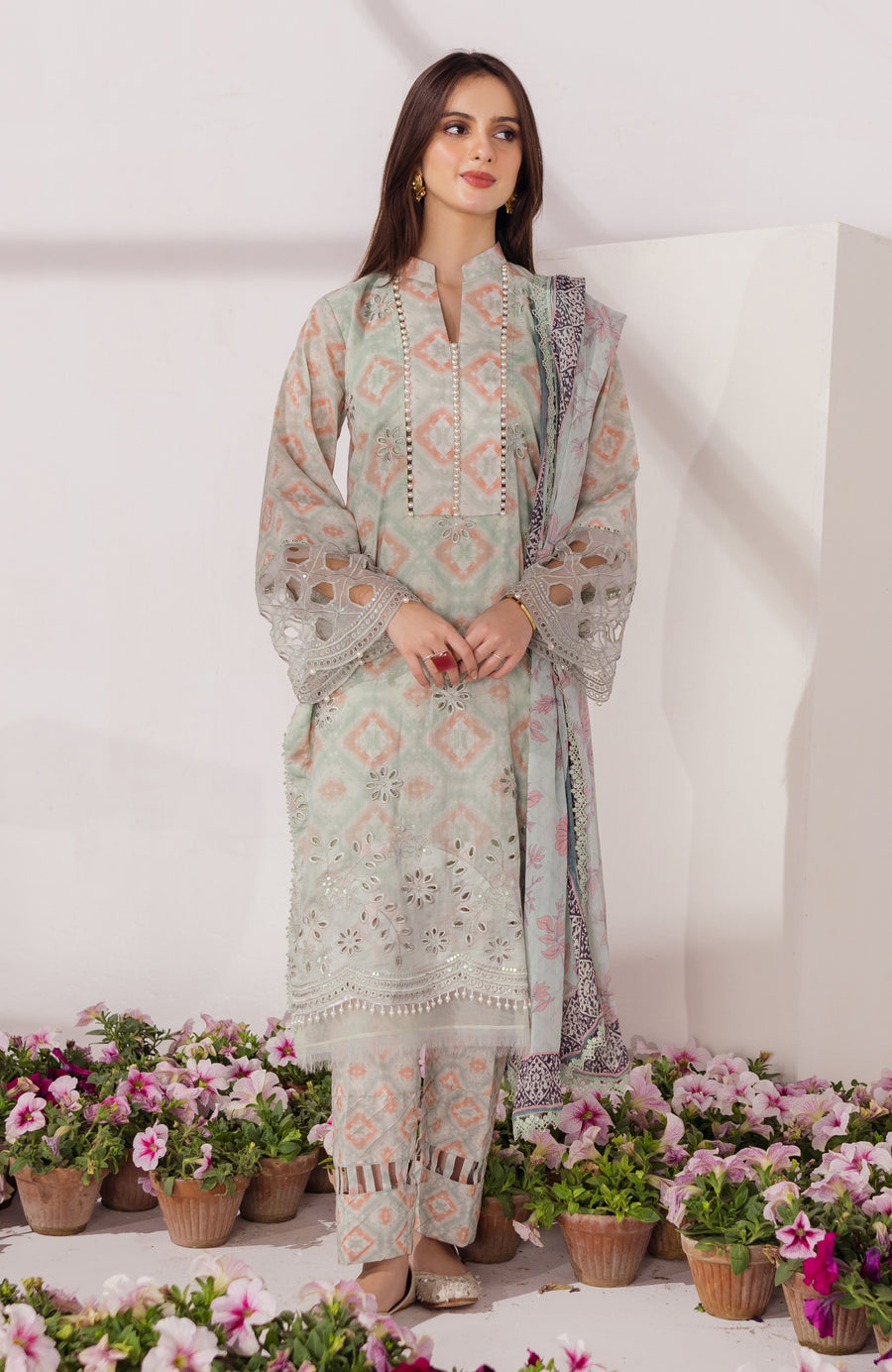 AL-Zohaib S/Shine Bloom Lawn'24 D#04