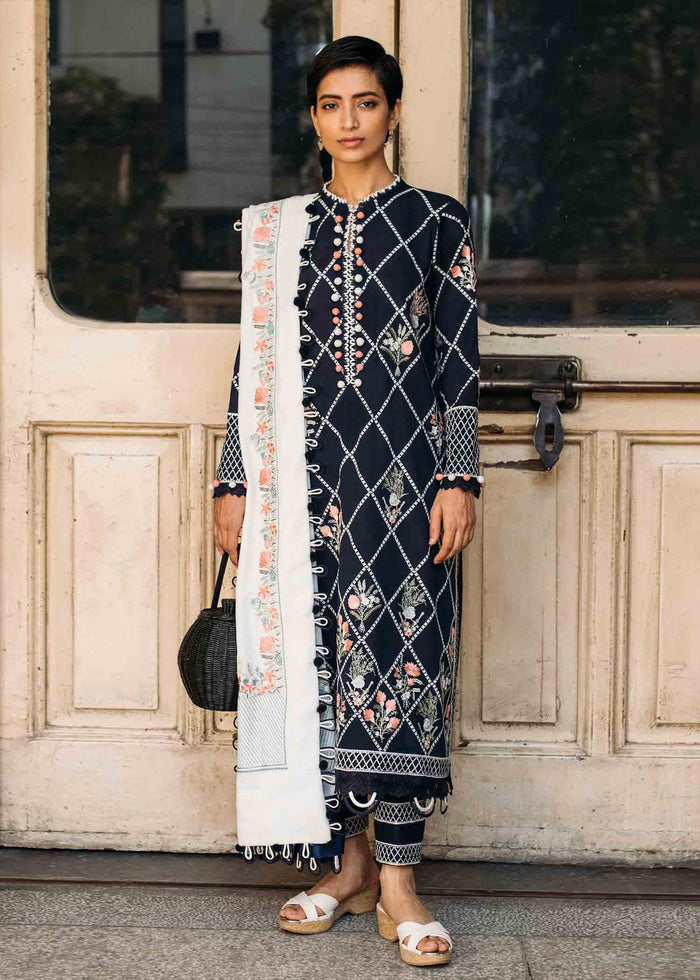 Zaha Humrahi Winter'21 ZW#8