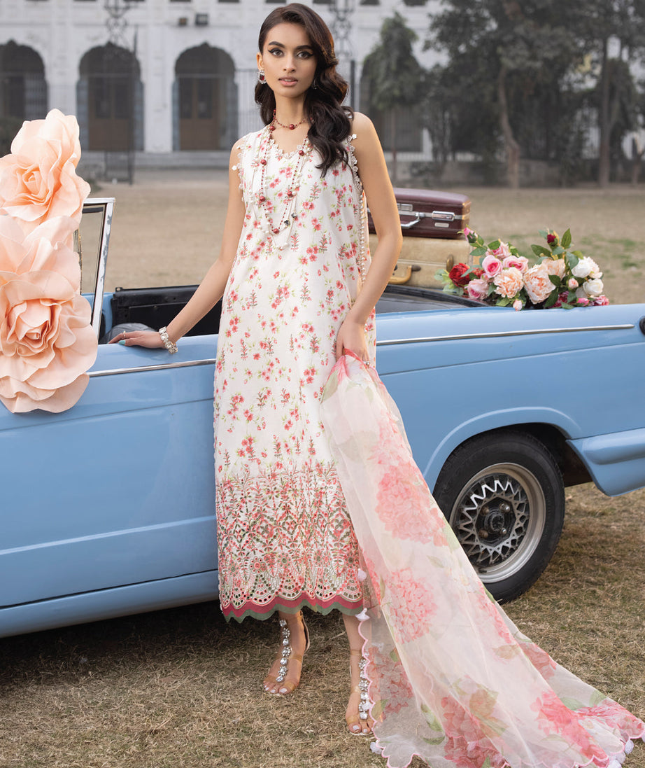 Faiza Faisal Maya Lawn'24 (SANDRA)
