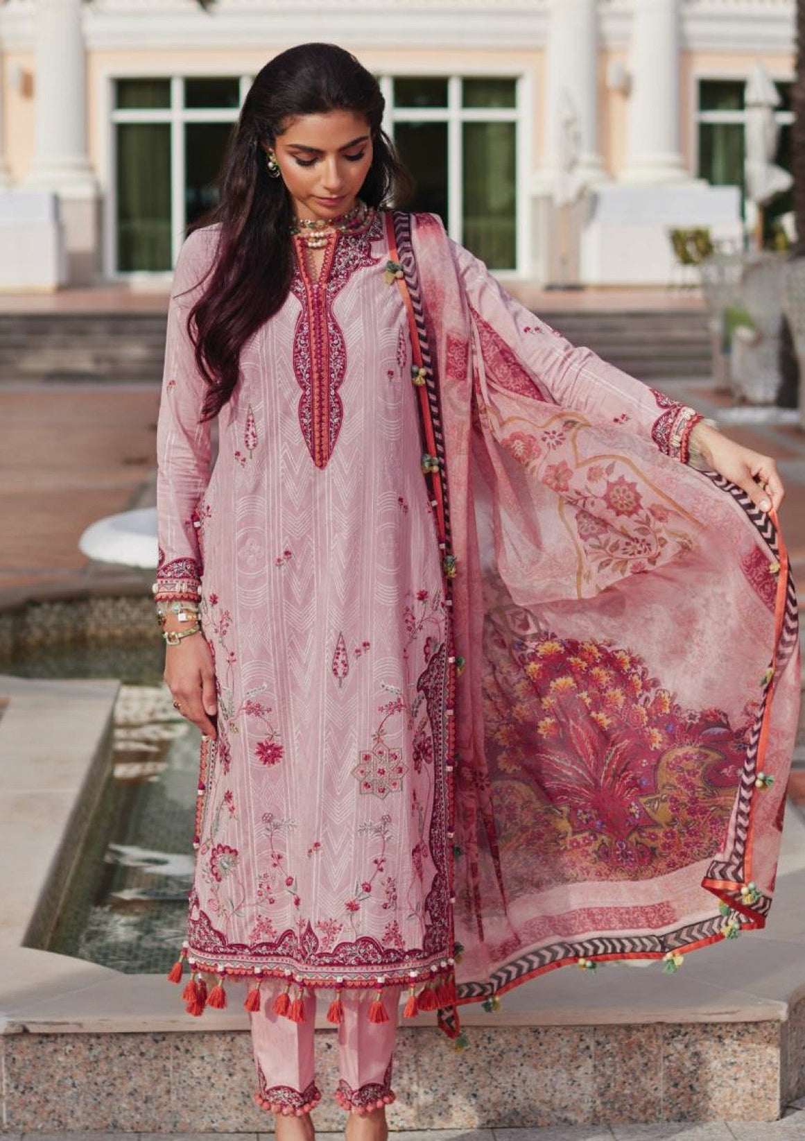 Farah Talib Aziz WES Luxury'25 FTL25#03-Prciscilla Pink
