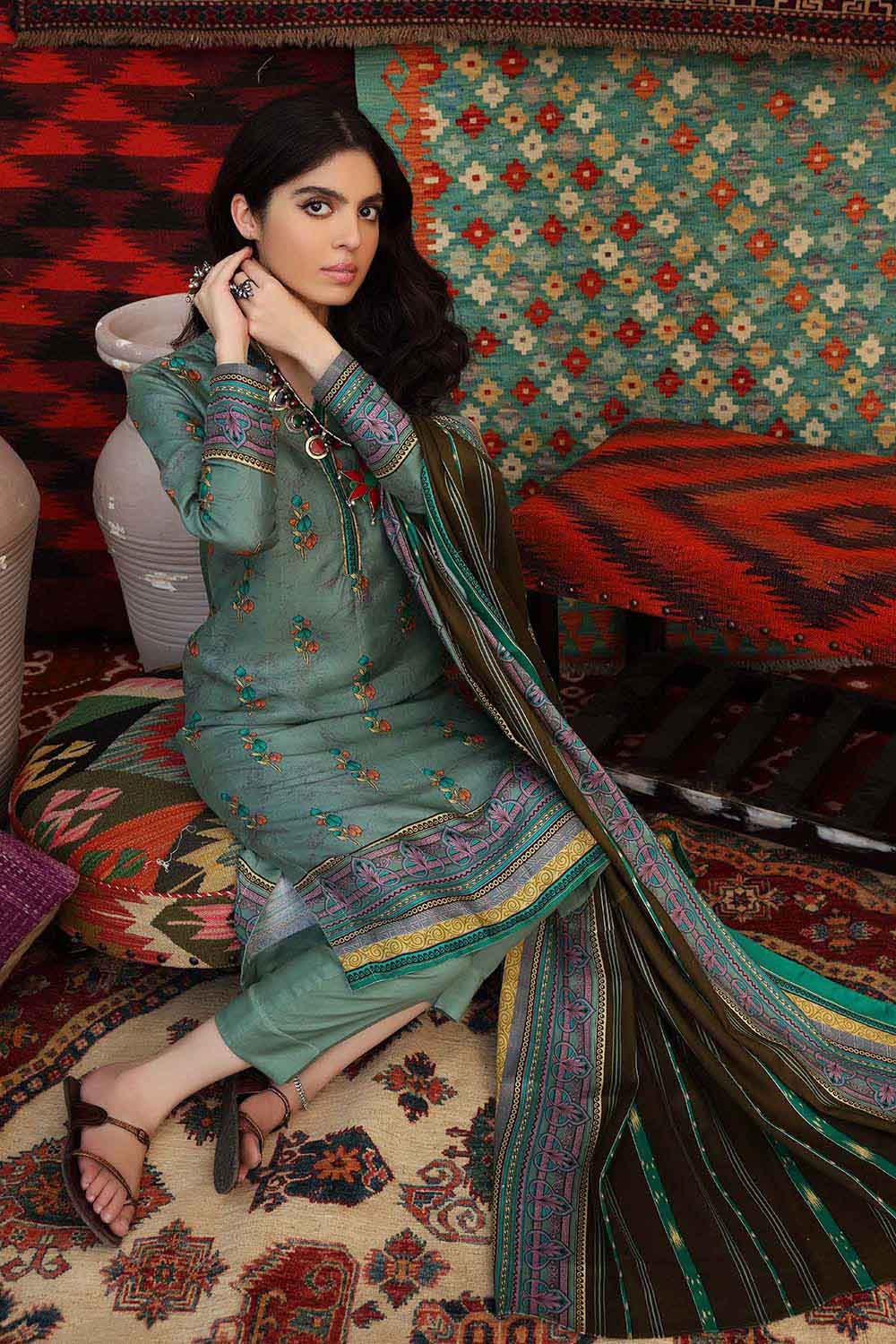 Gul Ahmed Winter Collection`22 LT#12025-B